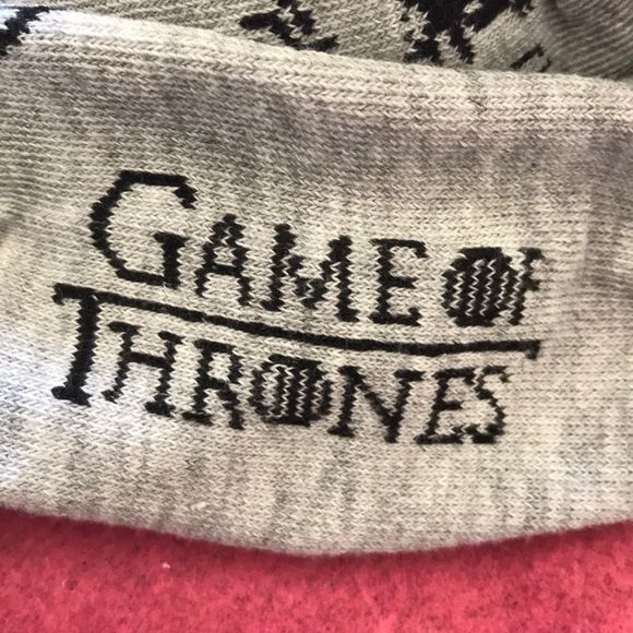 GAME OF THRONES SOCKS and SHIRT!!!! - Picture 5 of 8